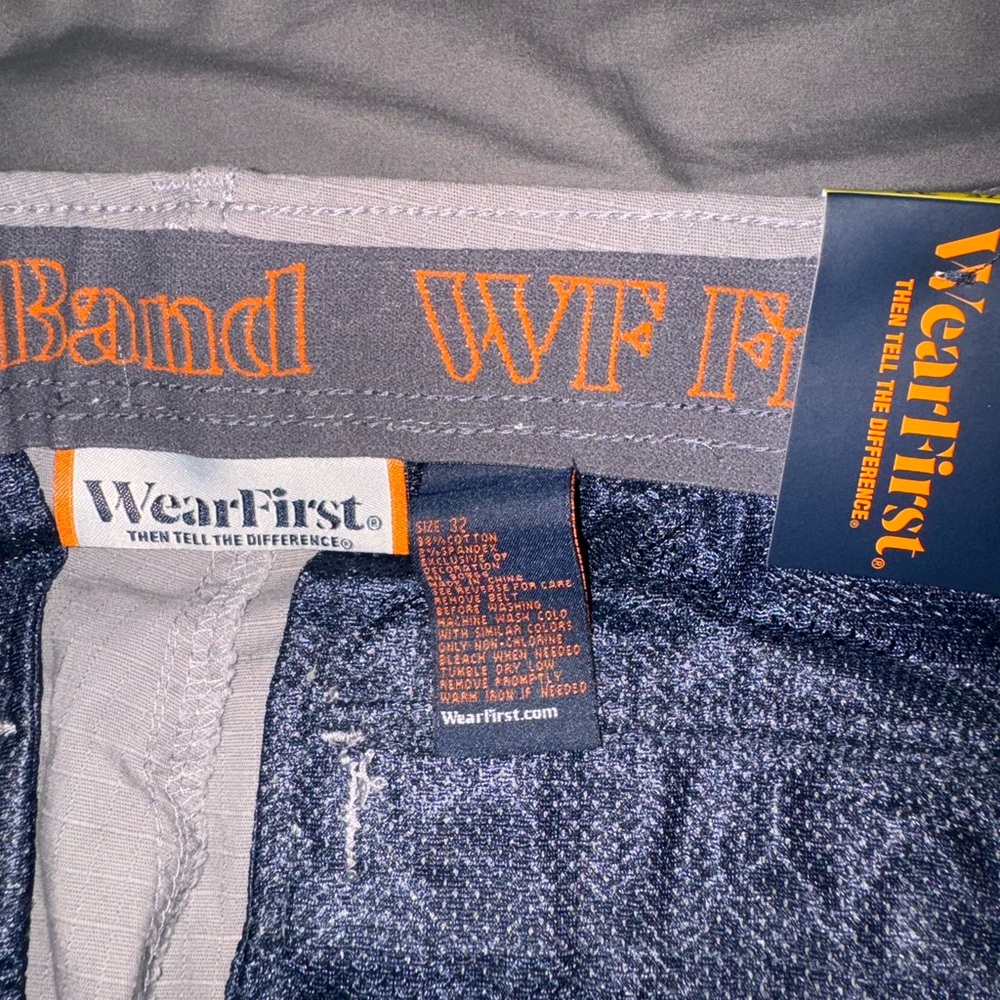 NWOT Wearfirst Men’s Shorts - Picture 8 of 8